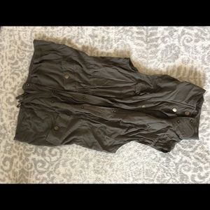 Army green light weight vest!